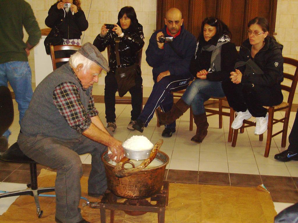 Agriturismo Cugumia Thiesi المظهر الخارجي الصورة